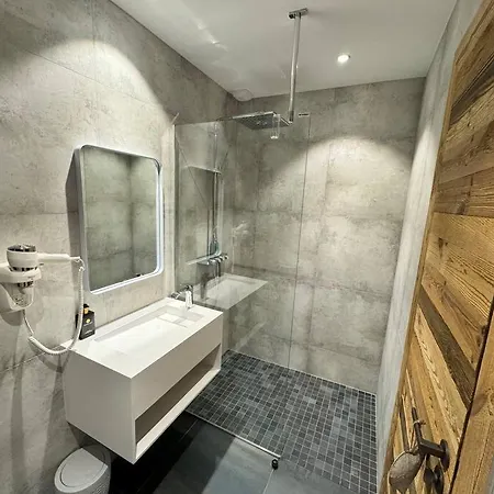 Lazy Bear Apartamento Essert-Romand