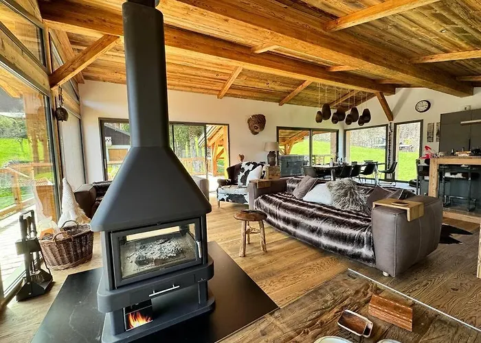 Lazy Bear Apartment *